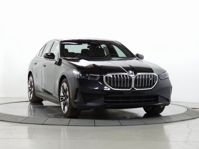 2024 BMW i5 eDrive40