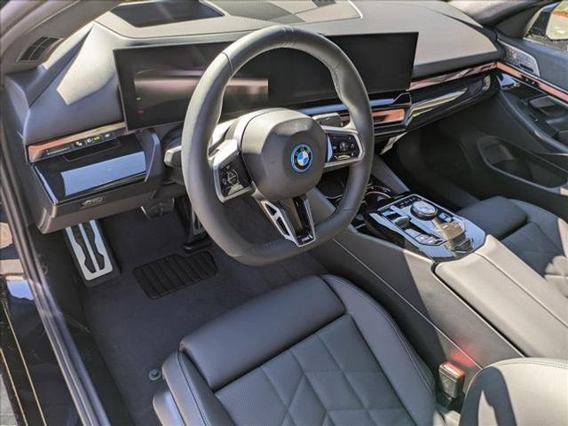 2024 BMW i5 eDrive40