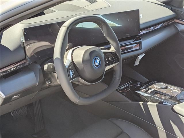 2024 BMW i5 eDrive40