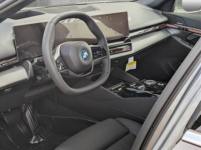 2024 BMW i5 eDrive40