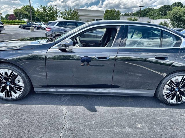 2024 BMW i5 eDrive40