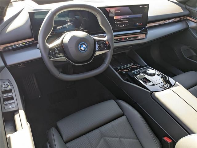 2024 BMW i5 eDrive40