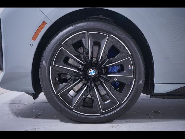 2024 BMW i7 M70