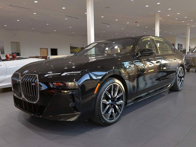 2024 BMW i7 M70