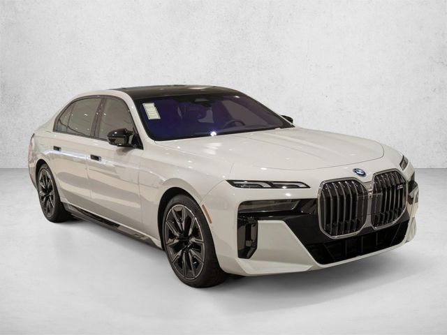 2024 BMW i7 M70