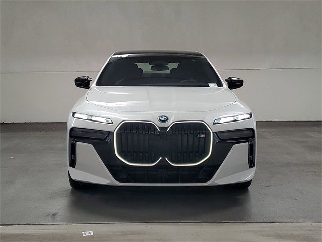 2024 BMW i7 M70