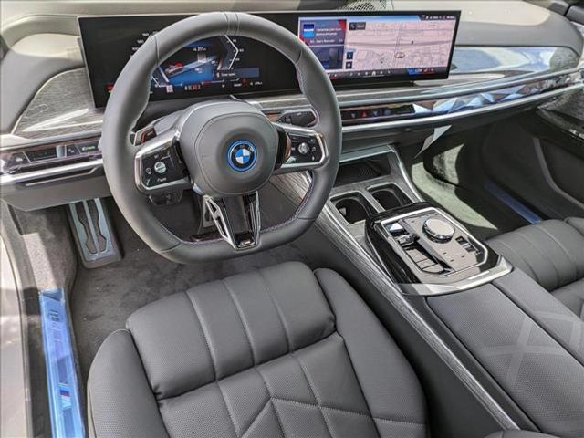 2024 BMW i7 M70