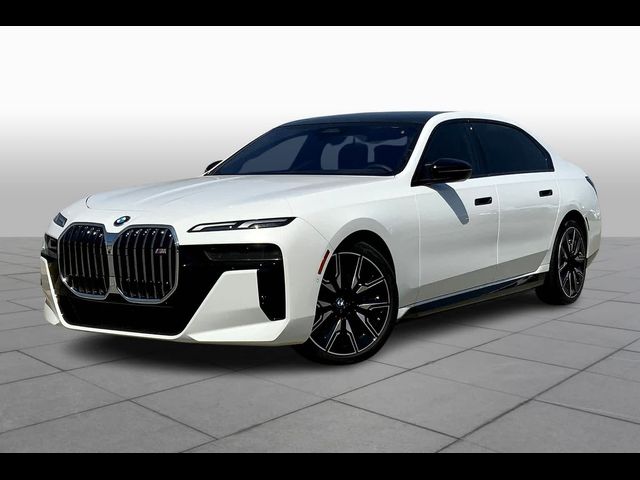 2024 BMW i7 M70