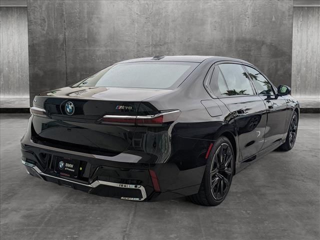 2024 BMW i7 M70