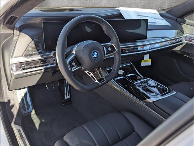 2024 BMW i7 M70