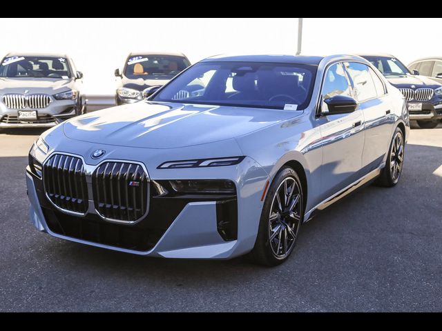 2024 BMW i7 M70