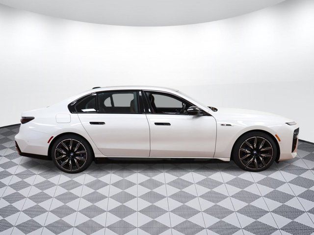 2024 BMW i7 M70