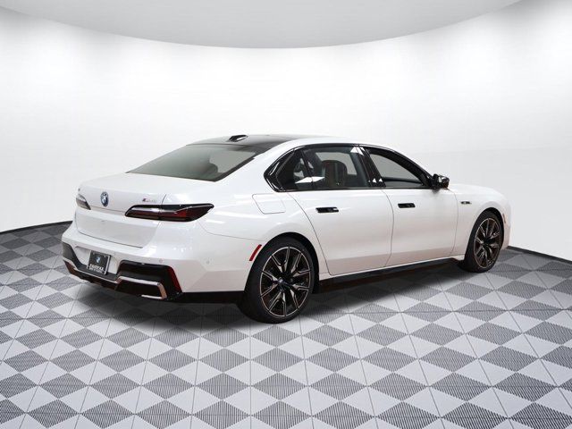 2024 BMW i7 M70