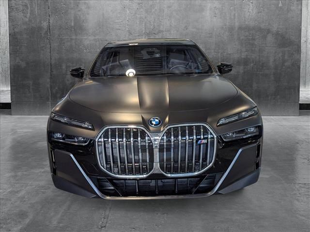 2024 BMW i7 M70