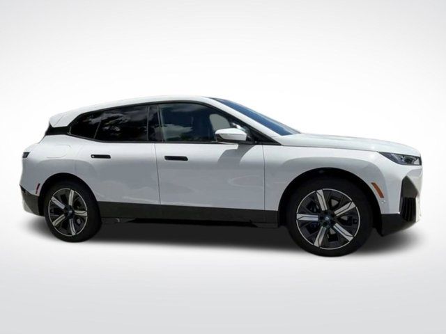 2024 BMW iX xDrive50