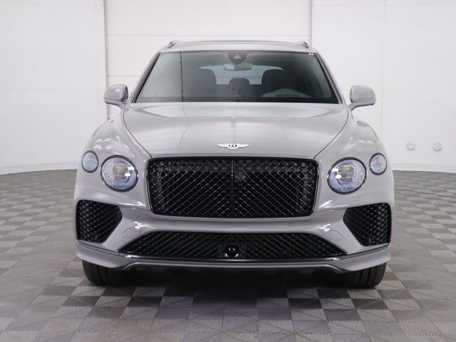 2024 Bentley Bentayga EWB V8