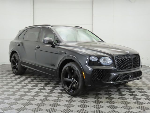 2024 Bentley Bentayga EWB V8