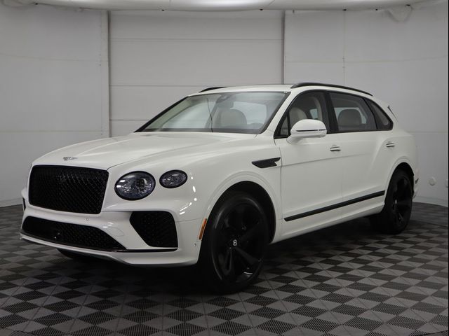 2024 Bentley Bentayga EWB V8