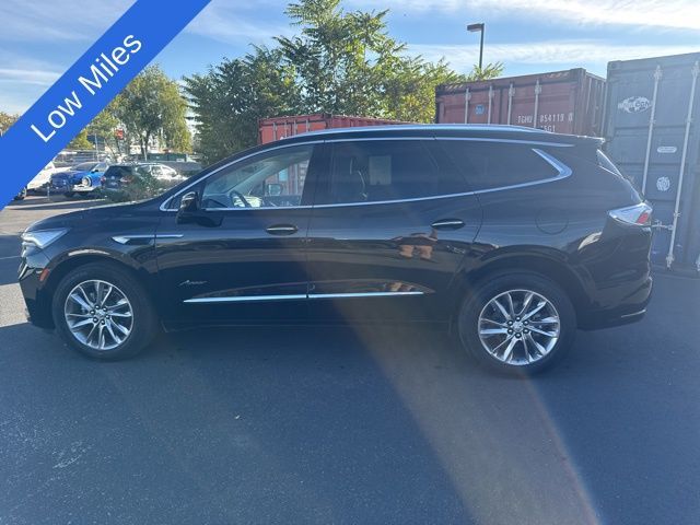 2024 Buick Enclave Avenir