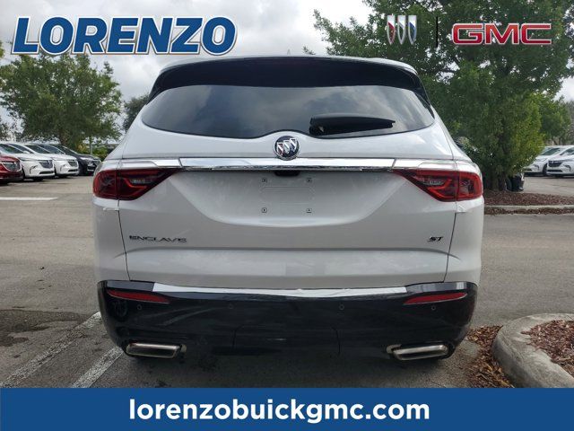 2024 Buick Enclave Essence