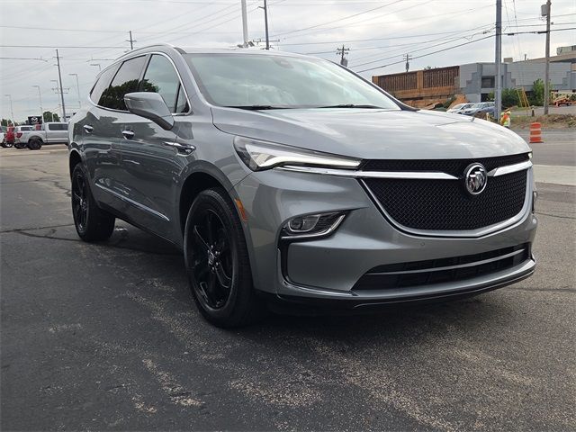 2024 Buick Enclave Essence