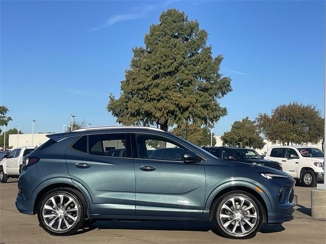 2024 Buick Encore GX Avenir