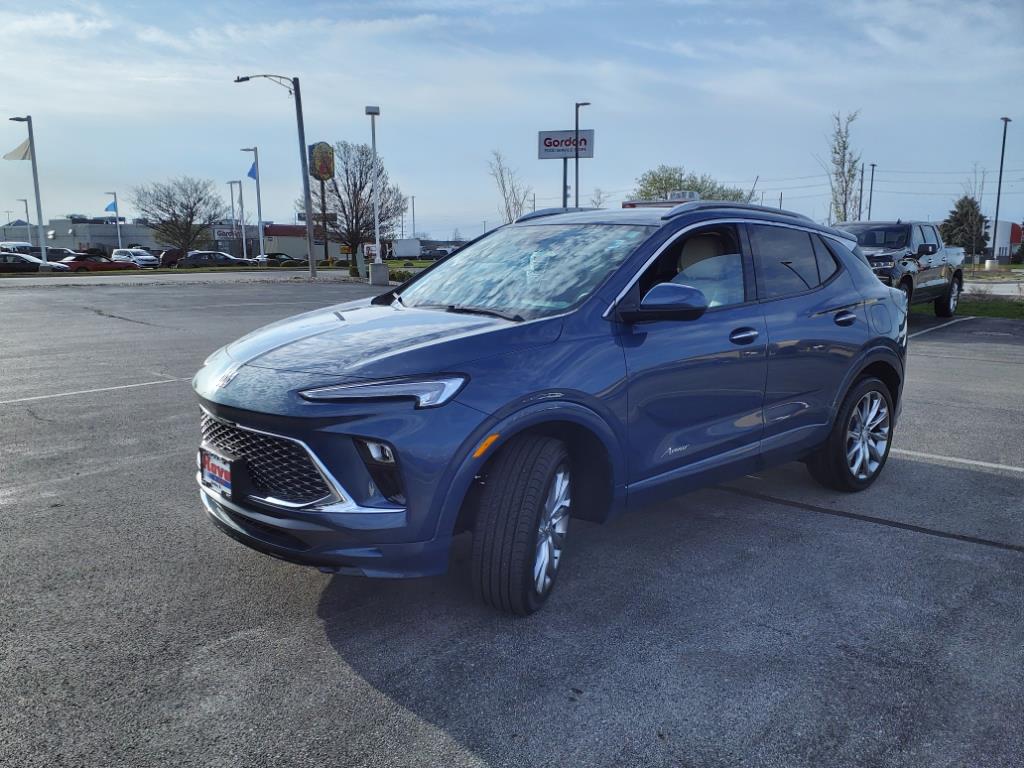 Certified Pre-owned 2024 Buick Encore GX Avenir For Sale in BRADLEY, IL |  Capital One Auto Navigator