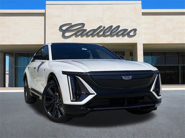 2024 Cadillac LYRIQ Sport