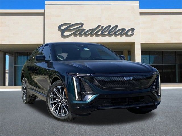 2024 Cadillac LYRIQ Sport