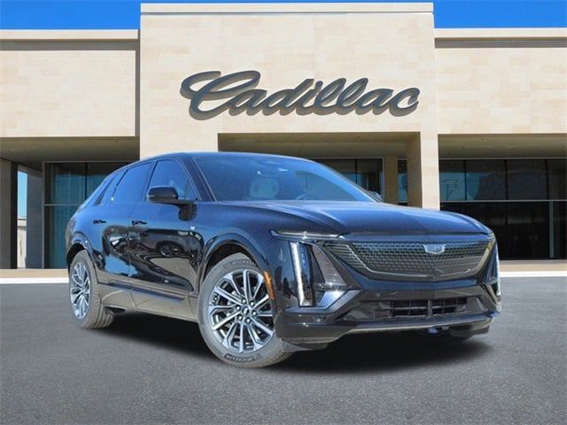 2024 Cadillac LYRIQ Sport