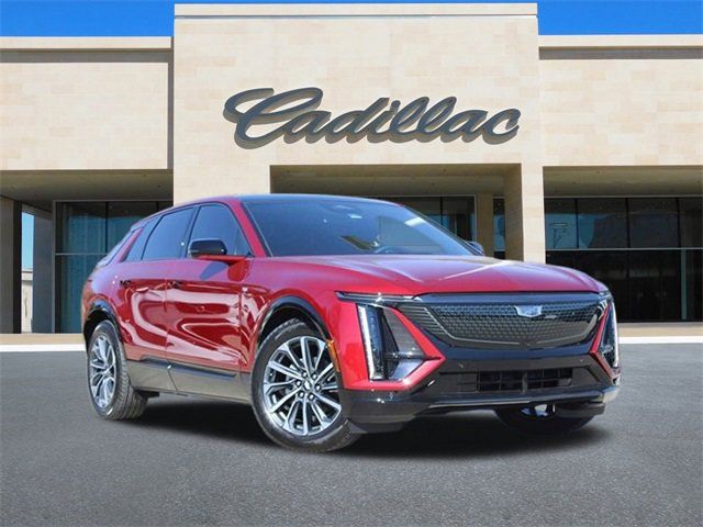 2024 Cadillac LYRIQ Sport