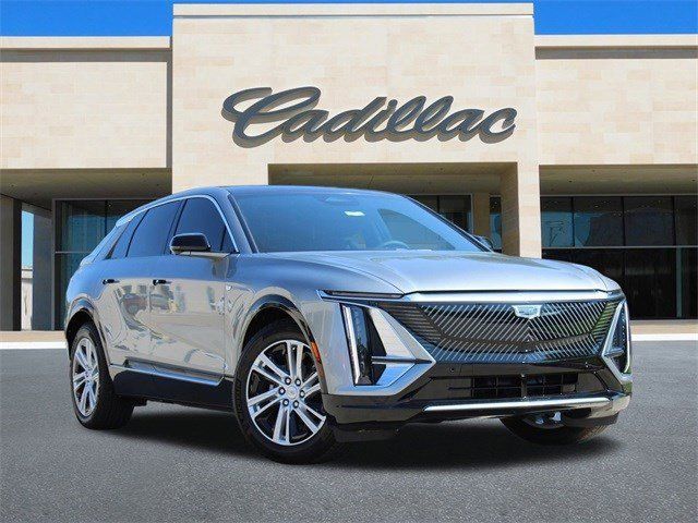 2024 Cadillac LYRIQ Tech