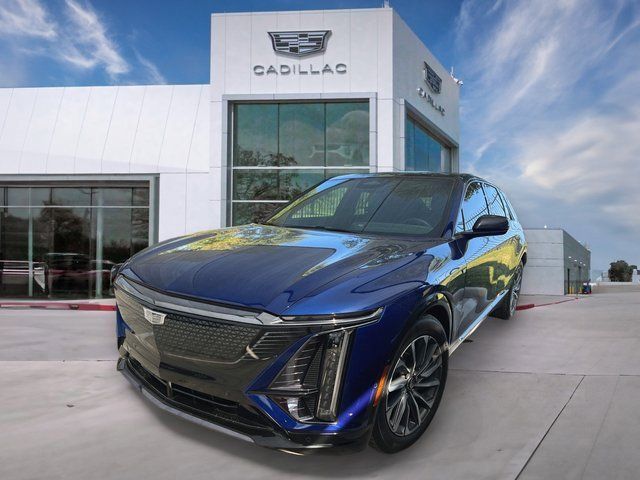 2024 Cadillac LYRIQ Sport