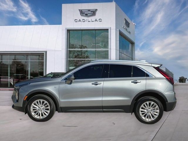 2024 Cadillac XT4 Luxury