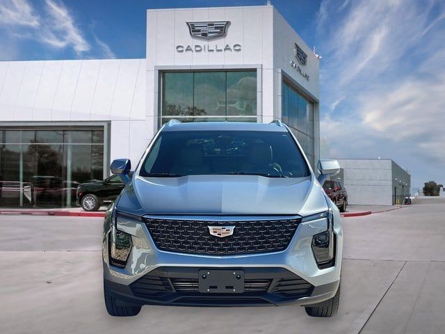 2024 Cadillac XT4 Luxury