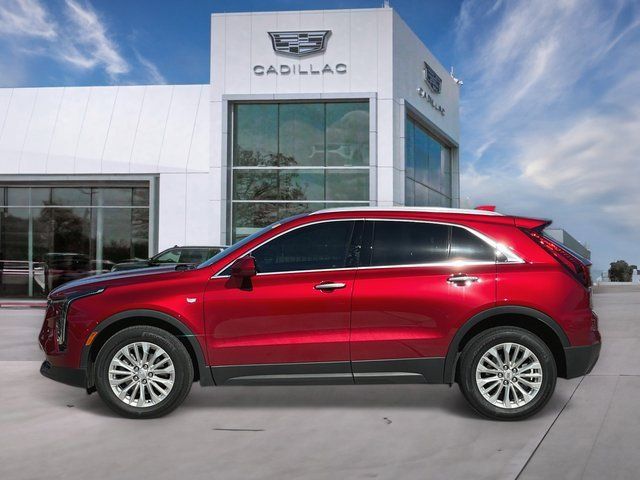 2024 Cadillac XT4 Luxury