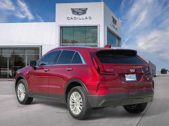 2024 Cadillac XT4 Luxury