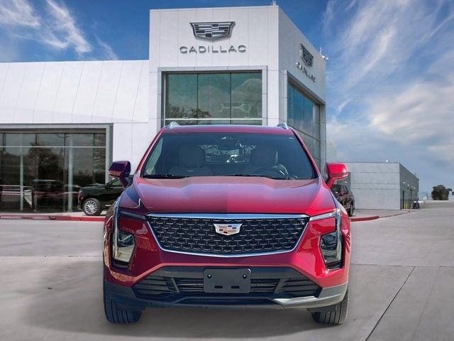 2024 Cadillac XT4 Luxury