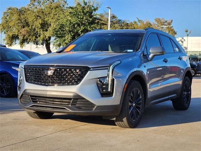 2024 Cadillac XT4 Luxury