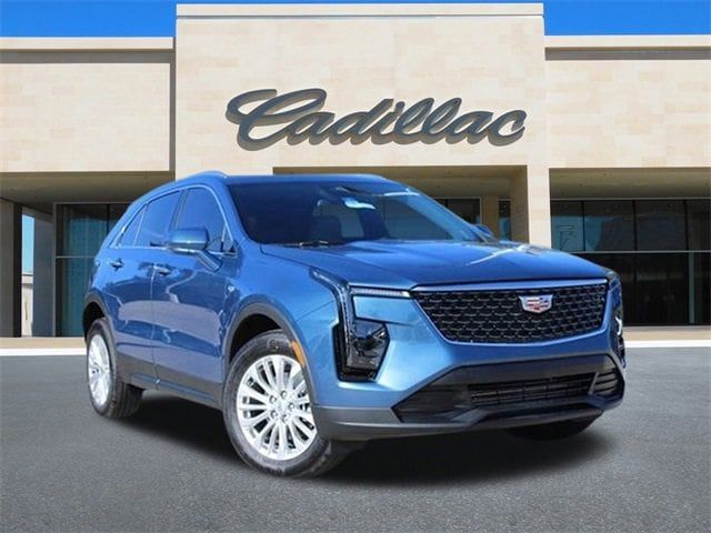 2024 Cadillac XT4 Luxury