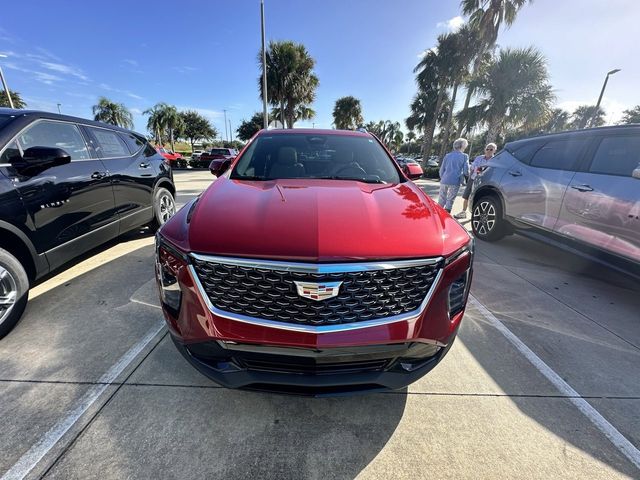 2024 Cadillac XT4 Premium Luxury