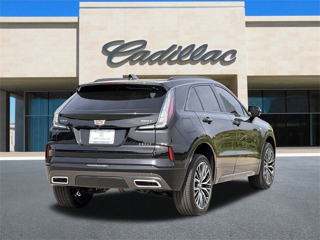 2024 Cadillac XT4 Sport