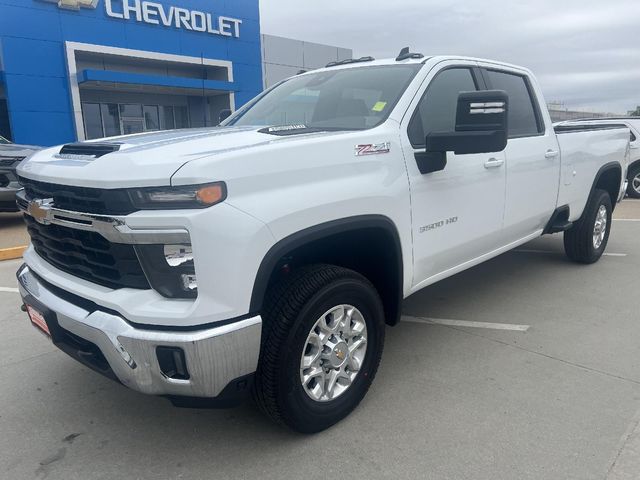 2024 Chevrolet Silverado 3500HD LT