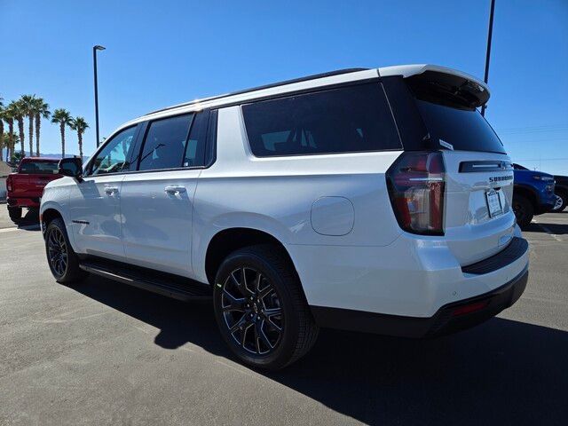 2024 Chevrolet Suburban RST