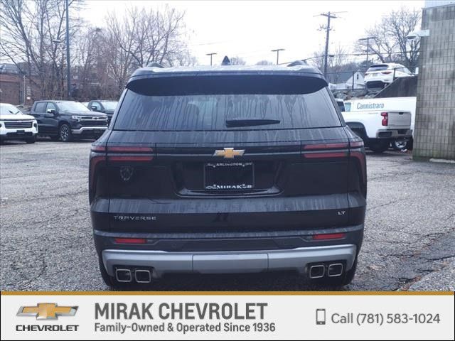 2024 Chevrolet Traverse FWD LT