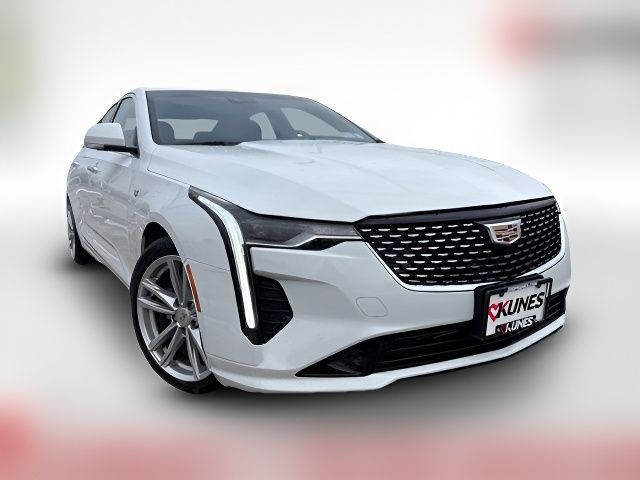 2024 Cadillac CT4 Luxury