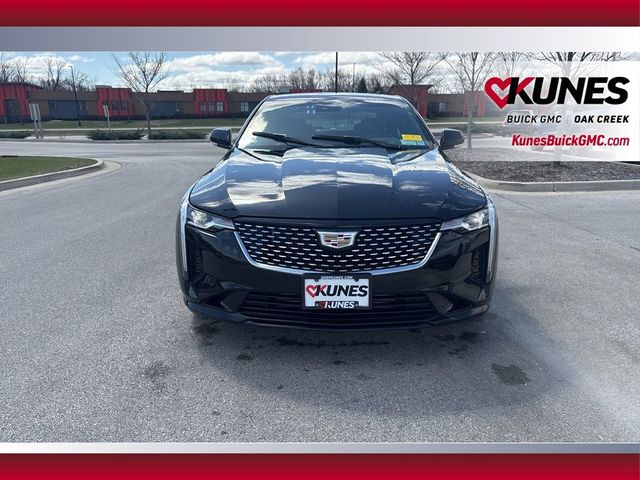 2024 Cadillac CT4 Luxury
