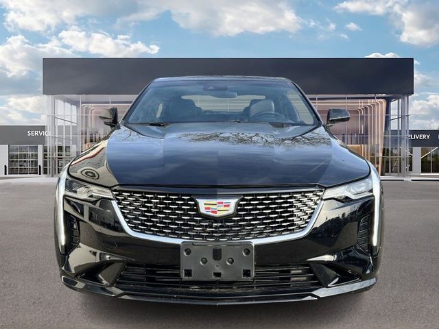 2024 Cadillac CT4 Luxury