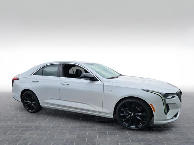 2024 Cadillac CT4 Luxury