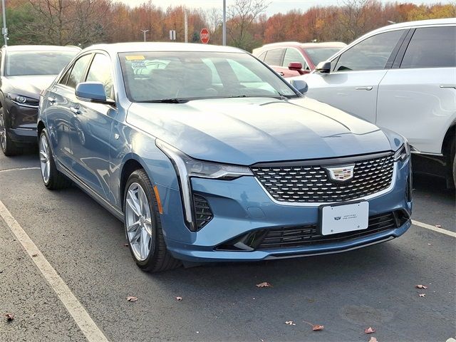 2024 Cadillac CT4 Luxury